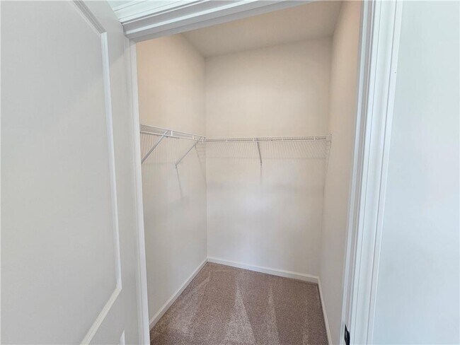 Building Photo - 3670 Willow Glade Trl