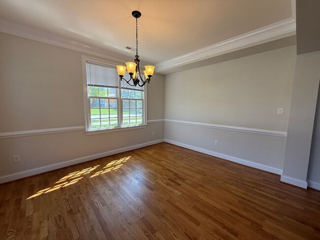 Building Photo - 1525 Old Trail Dr