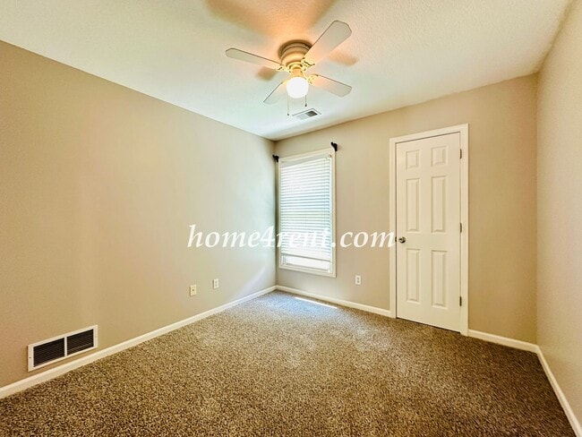 Building Photo - Blue Valley Schools, Walking Distance to Elementary School and Neighborhood Pool!