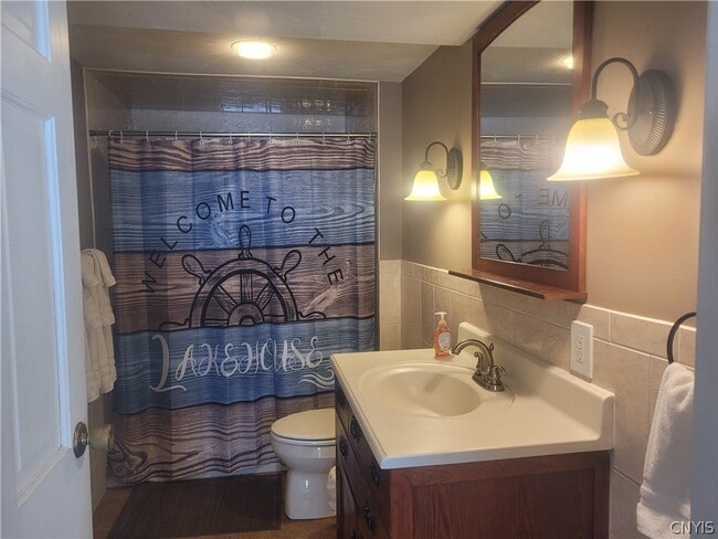 Building Photo - 2 S Rainbow Shores Rd