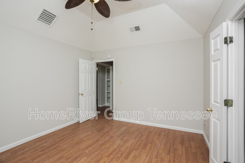 Building Photo - 7883 Freehold Dr