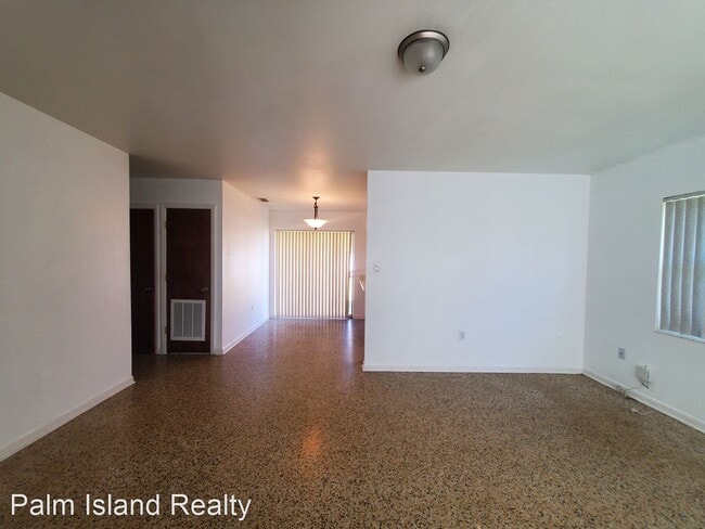 Building Photo - 3 br, 1 bath House - 6008 Bob Head Rd