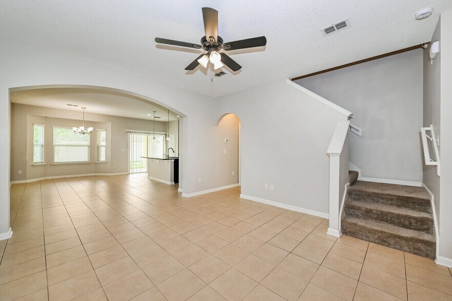 Building Photo - 497 Deercroft Ln