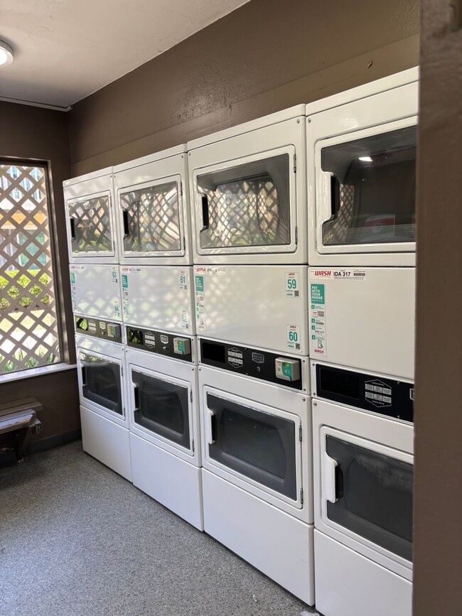 Building Photo - Upgraded 1 Bedroom Condo in Mission Valley for Lease