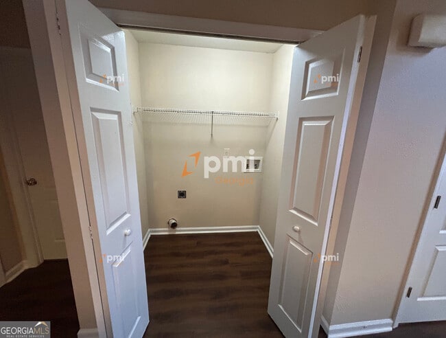 Building Photo - 125 Lakeview Trail