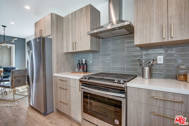 Building Photo - 13026 Calvert St