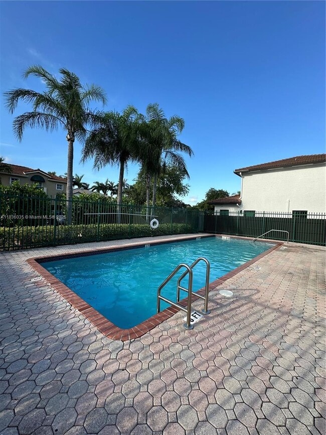Building Photo - 15869 SW 70th Terrace