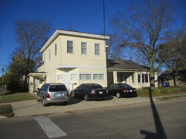 Primary Photo - 528 1 W Lafayette St