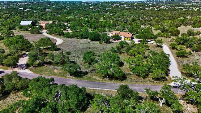 Building Photo - 418 Cattle Trail Dr