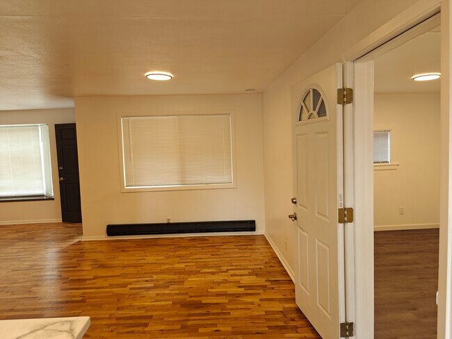 Building Photo - 14546 25th Ave NE