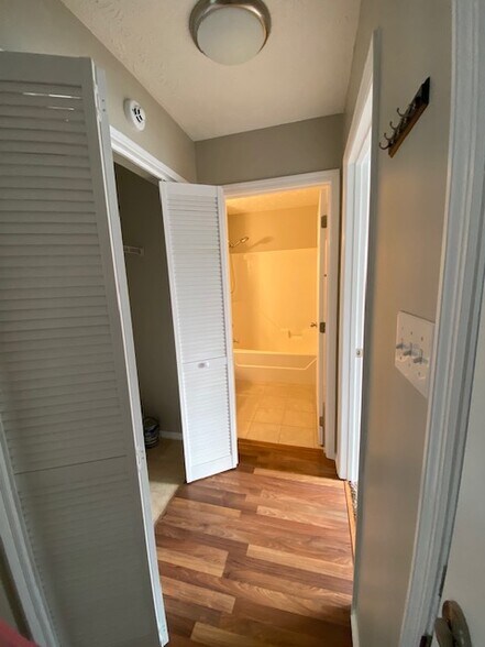 Building Photo - 2933 Billings Way