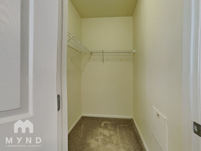 Building Photo - 3872 S Dallas St