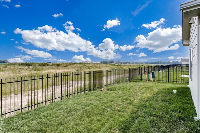 Building Photo - Area151-Kingston Plan