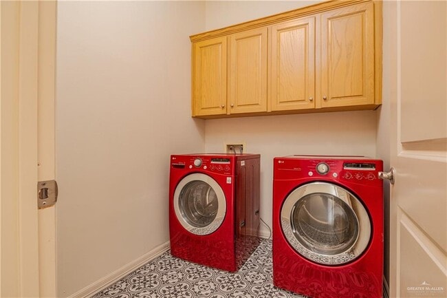 Building Photo - 26 Keystone Dr