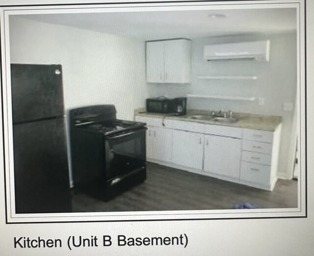 Kitchen - 1305 Stratford Ave