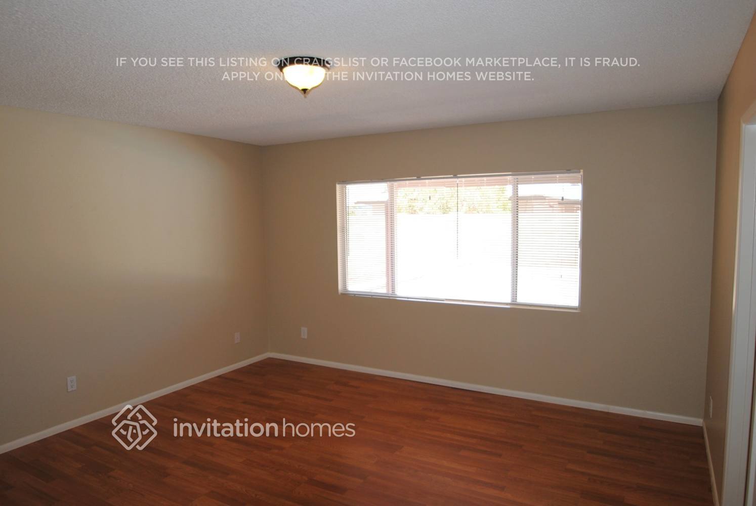 Building Photo - 5216 W Laurie Ln