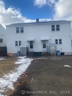 Building Photo - 330 S Cherry St
