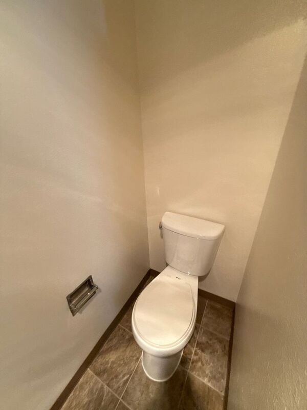 Building Photo - 673 Glen Creek Rd NW