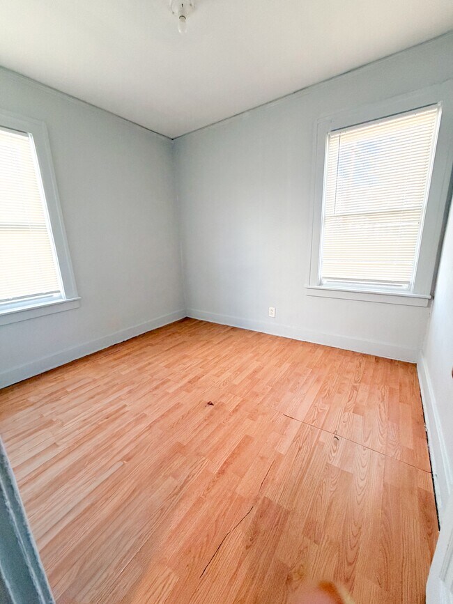 Building Photo - 14600 Strathmoor St