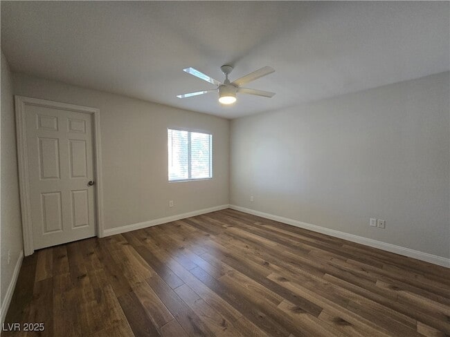 Building Photo - 7885 W Flamingo Rd