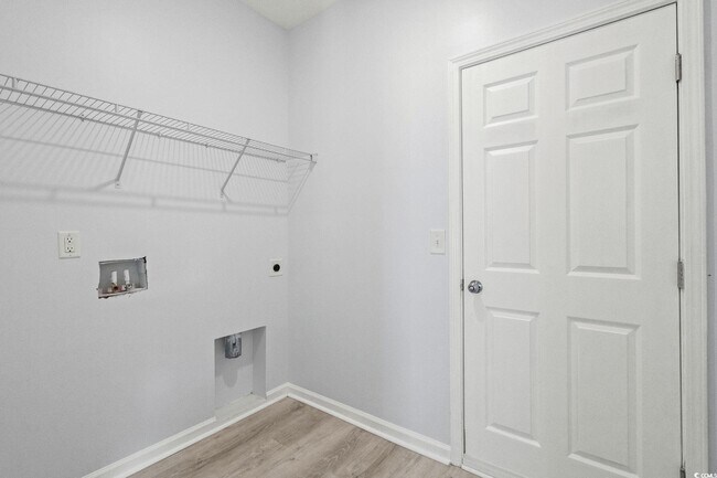 Building Photo - 336 Hidden Cove Dr