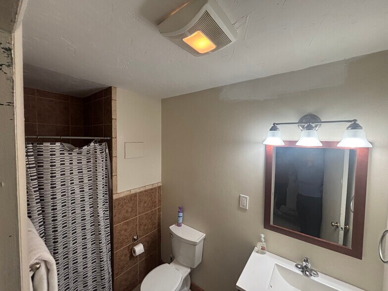 Building Photo - 336 Old Fish Creek Falls Rd