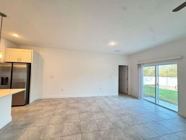 Building Photo - 4967 SW 150th Lane Rd