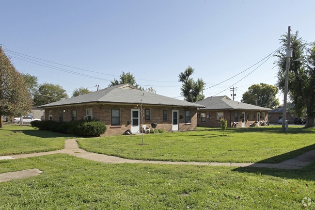Primary Photo - Jennings Garden