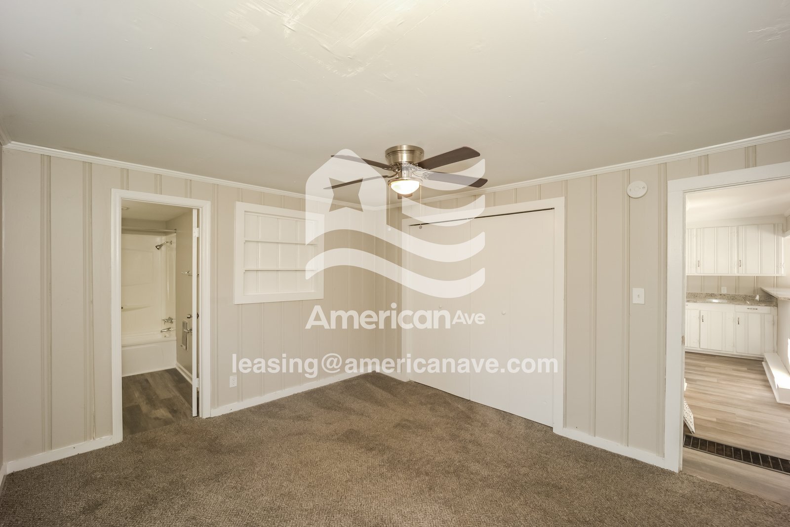 Building Photo - 206 E Crovat St