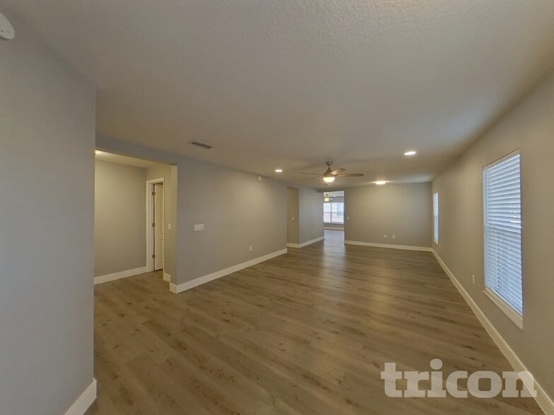 Building Photo - 13518 Red Ear Ct