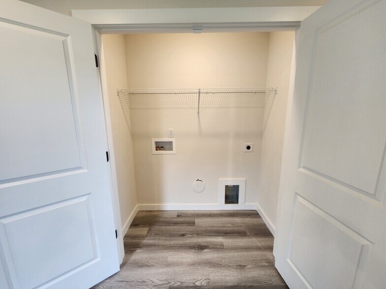 Laundry closet - 1216 12th St NE