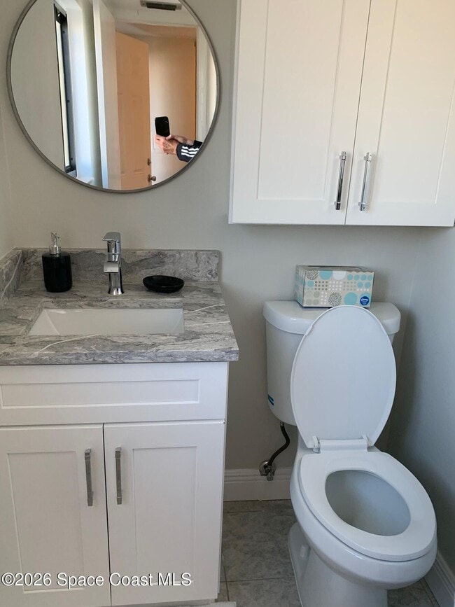 Building Photo - 7101 Ridgewood Ave