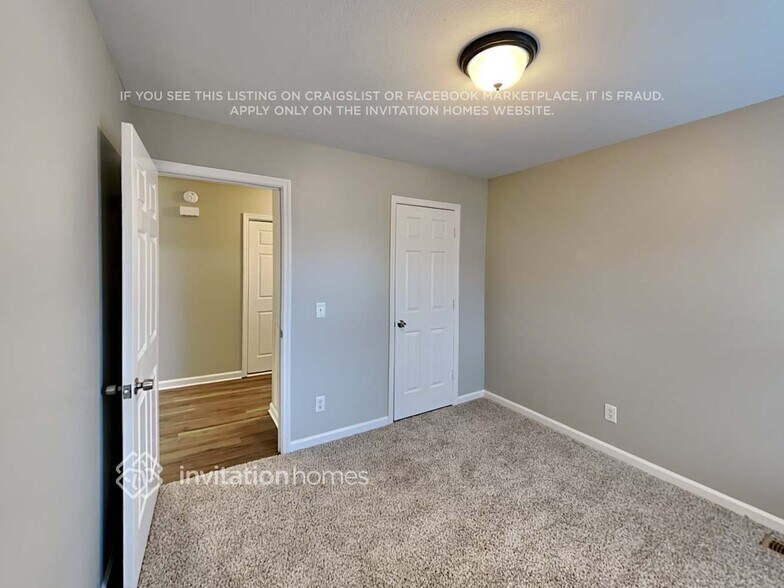 Building Photo - 612 Creekfront Dr