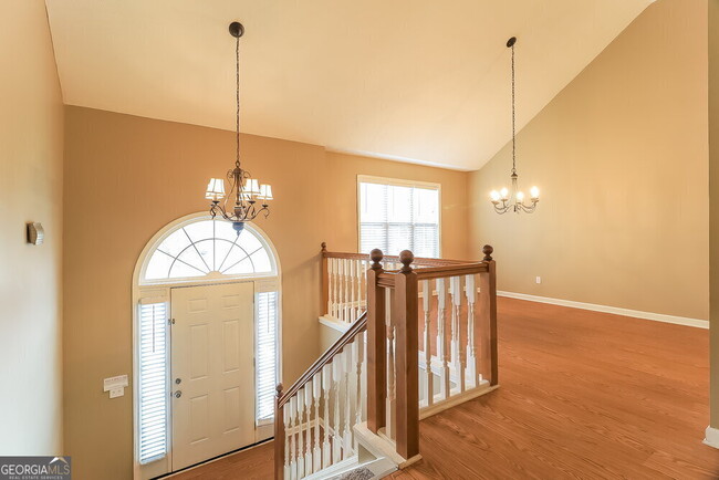 Building Photo - 2660 Barnwell Ct