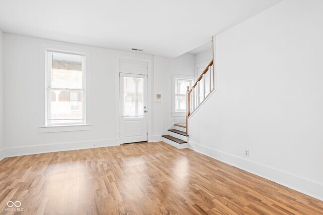 Building Photo - 1448 N Illinois St