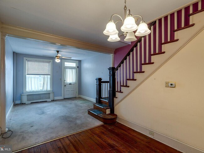 Building Photo - 524 Howard Ave