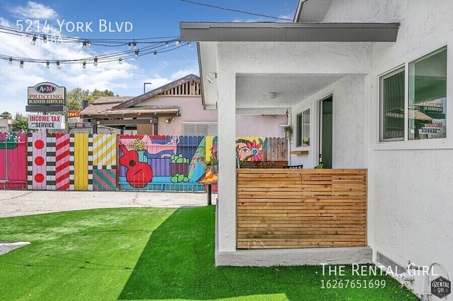 Building Photo - 5214 York Blvd