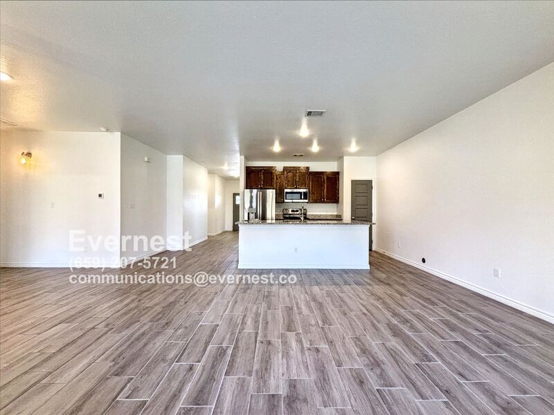 Building Photo - 8502 Trungle Rd