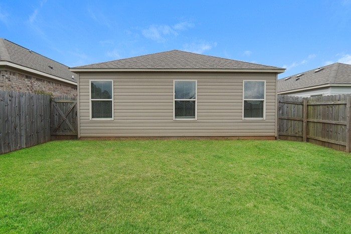 Building Photo - 16405 Waterbury Ln