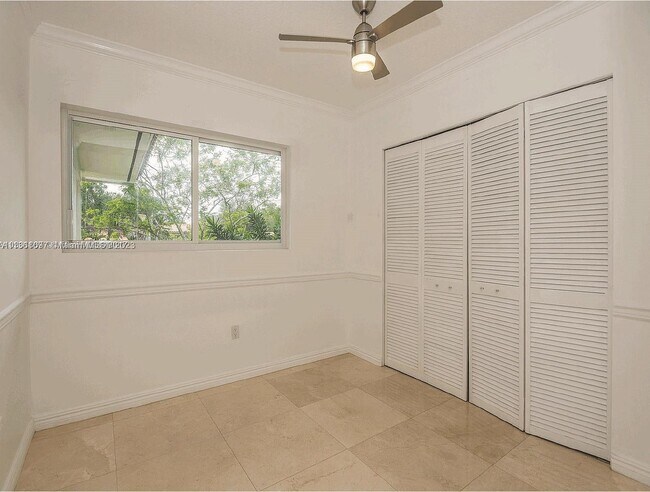 Building Photo - 4000 Alhambra Cir