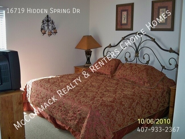 Building Photo - 16719 Hidden Spring Dr