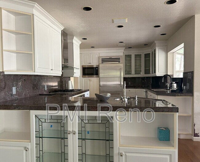 Building Photo - 1106 Happy Valley Ct