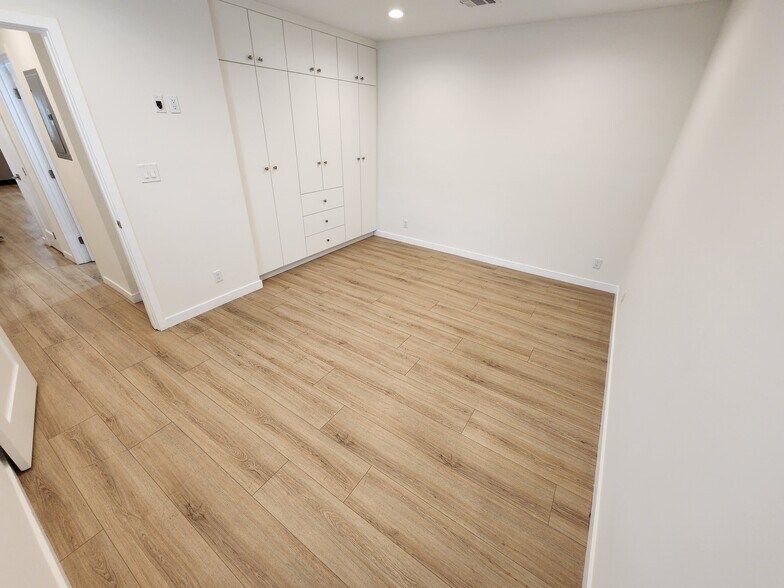 Building Photo - 14203 Burton St