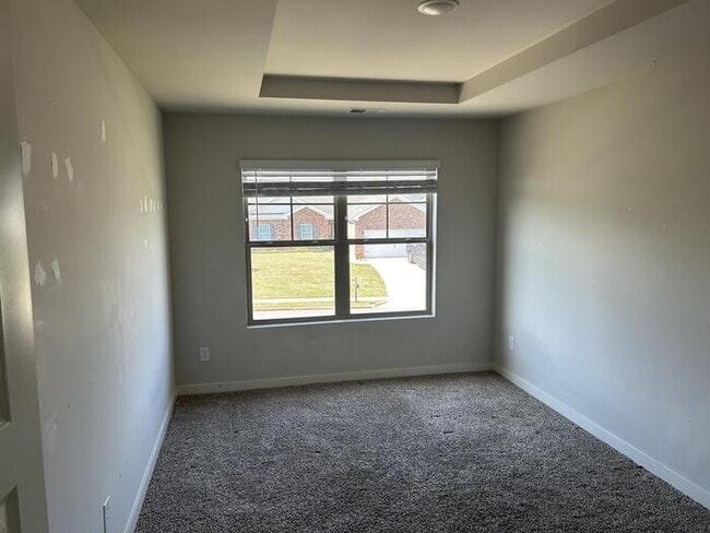 Building Photo - 26106 Valley Ridge Rd