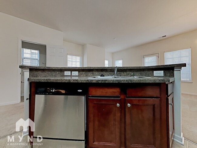 Building Photo - 2307 Crosscut Dr