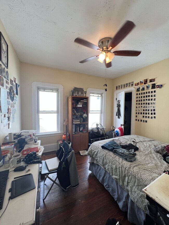 Building Photo - 21 Chandler St