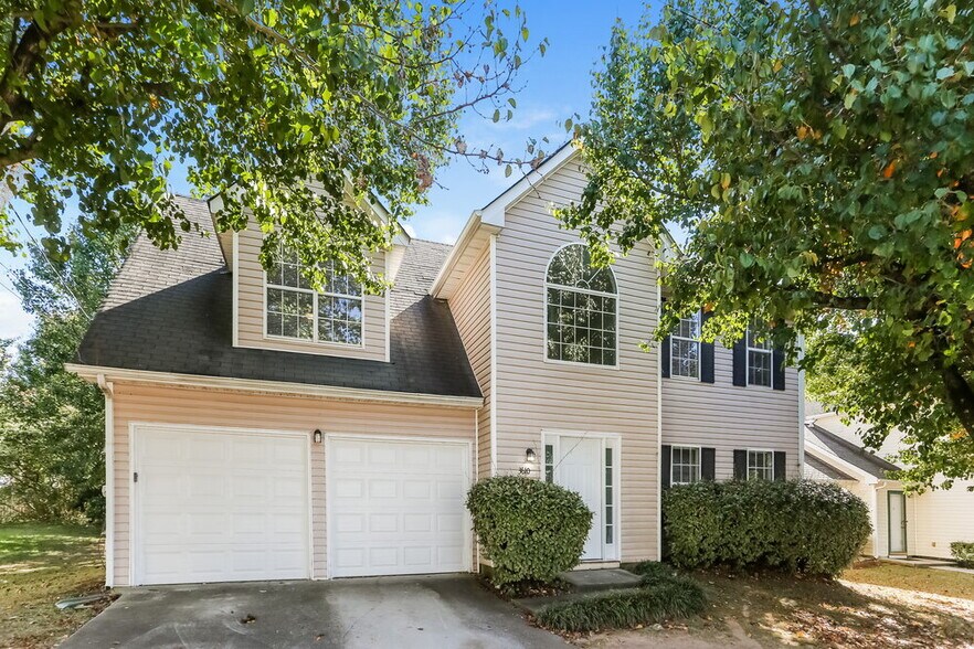 Primary Photo - 3610 Salem Hills Dr