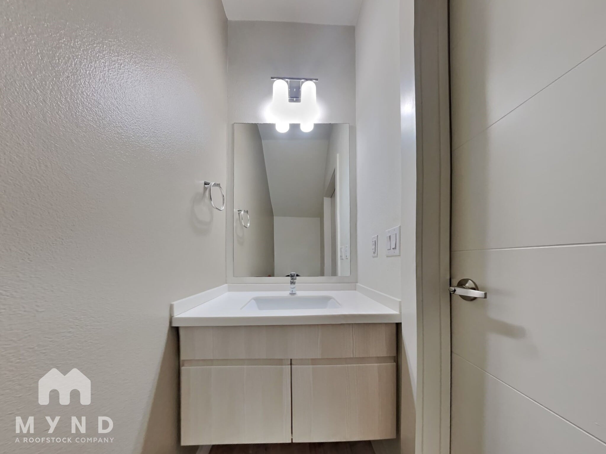 Building Photo - 7805 Cooper Ln