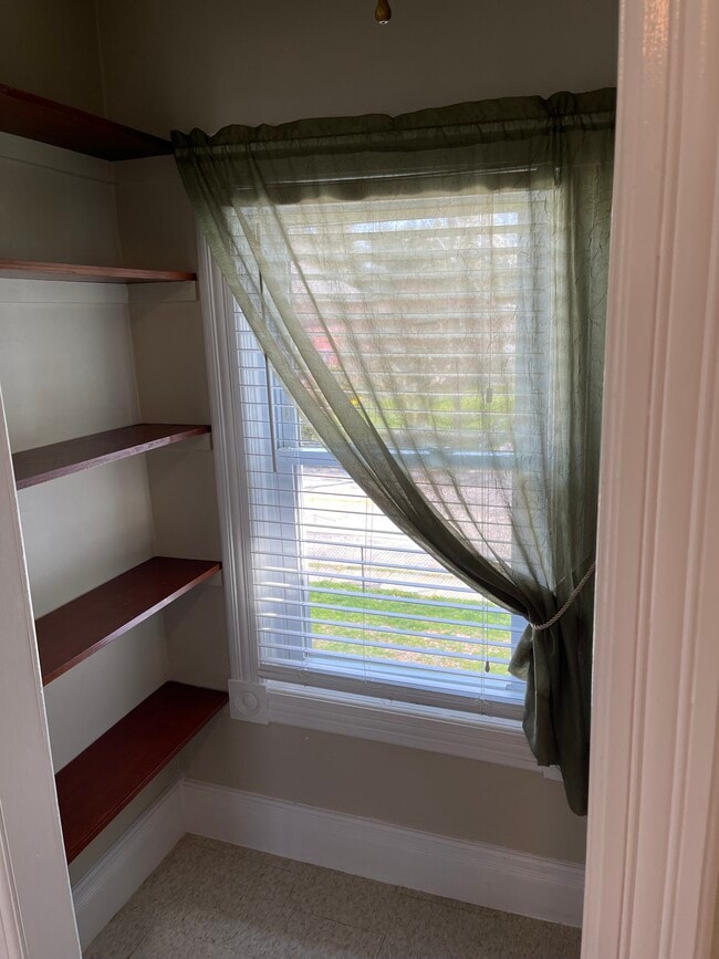 Pantry - 23 Norwood Ave