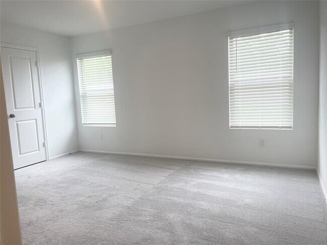 Building Photo - 21919 Scopeto Ln